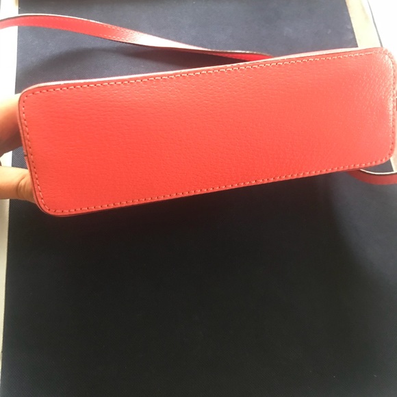 Kate Spade coral crossbody - Picture 6 of 6